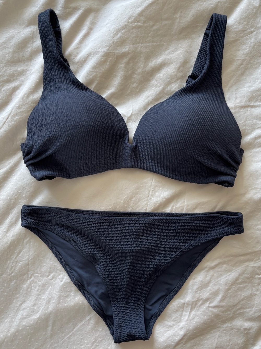 H&M Navy Blue Textured Women's Bikini Set (Top 14, Bottom 12)